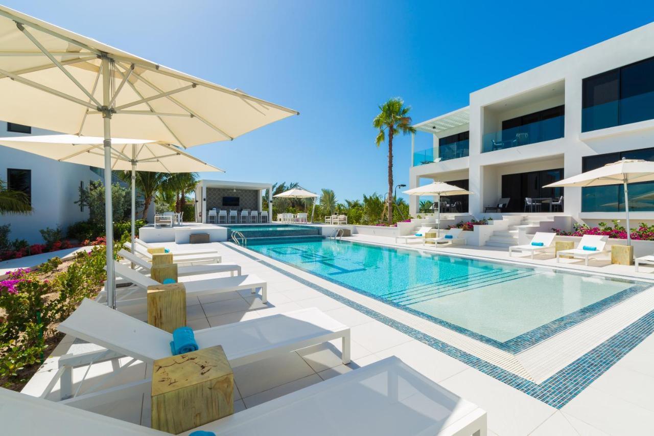 Resort H2o Lifestyle *