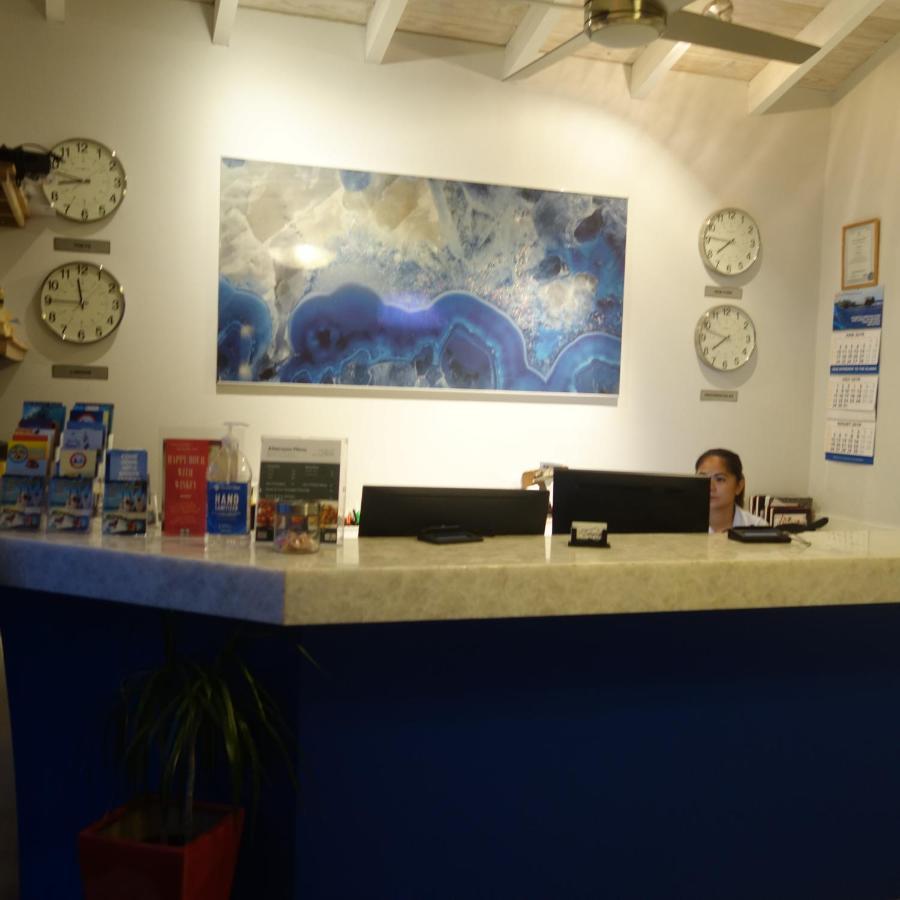 Hotel The Lodgings Hotel Surestay Collection By Best Western Five Cays Settlement