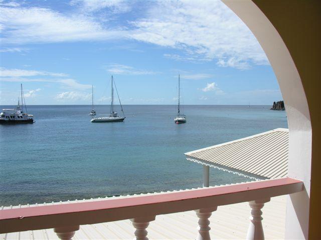 Paradise 2* Kingstown