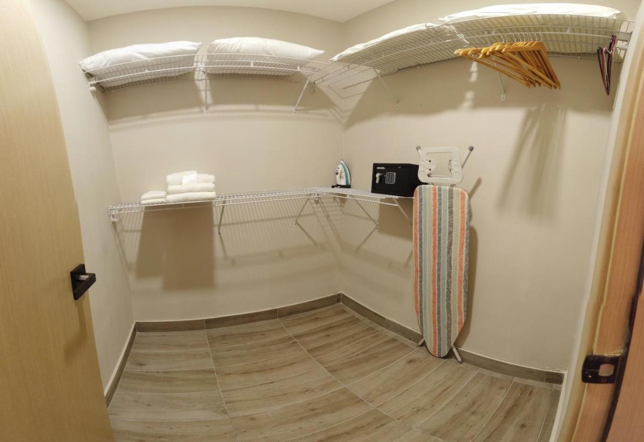 Regatta Living By Mint Aparthotel