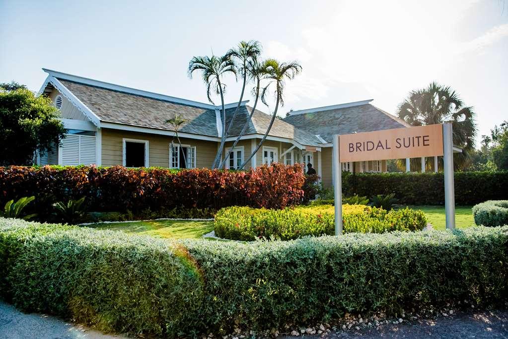 Melia Braco Village Hotel