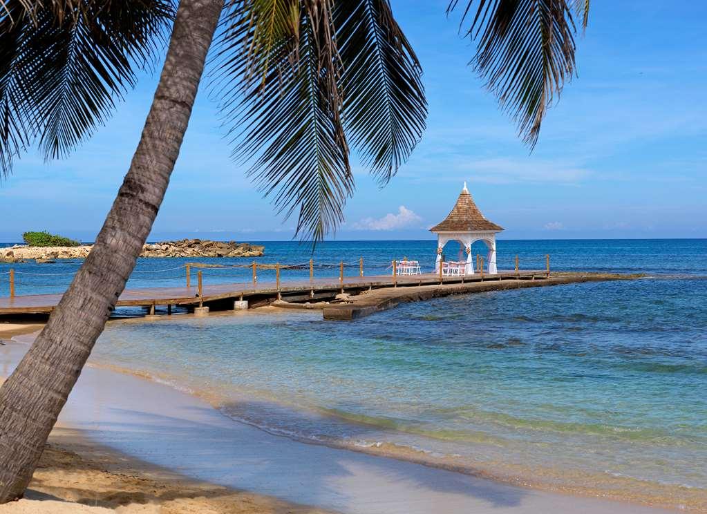 Melia Braco Village Hotel *