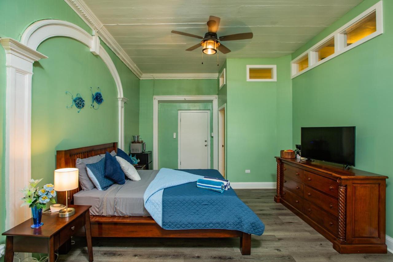 Victoria House Hotel Frederiksted
