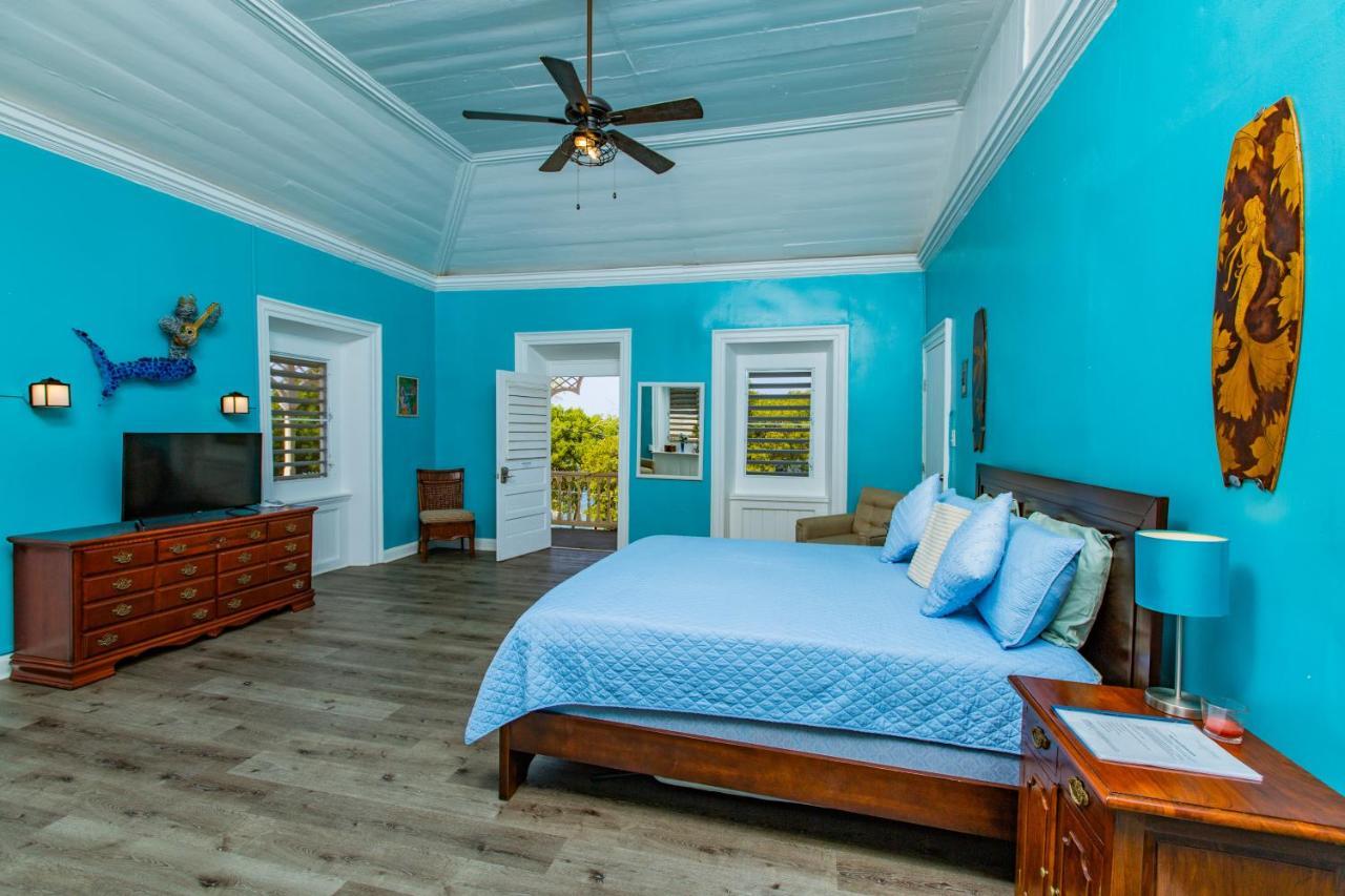 Victoria House * Frederiksted