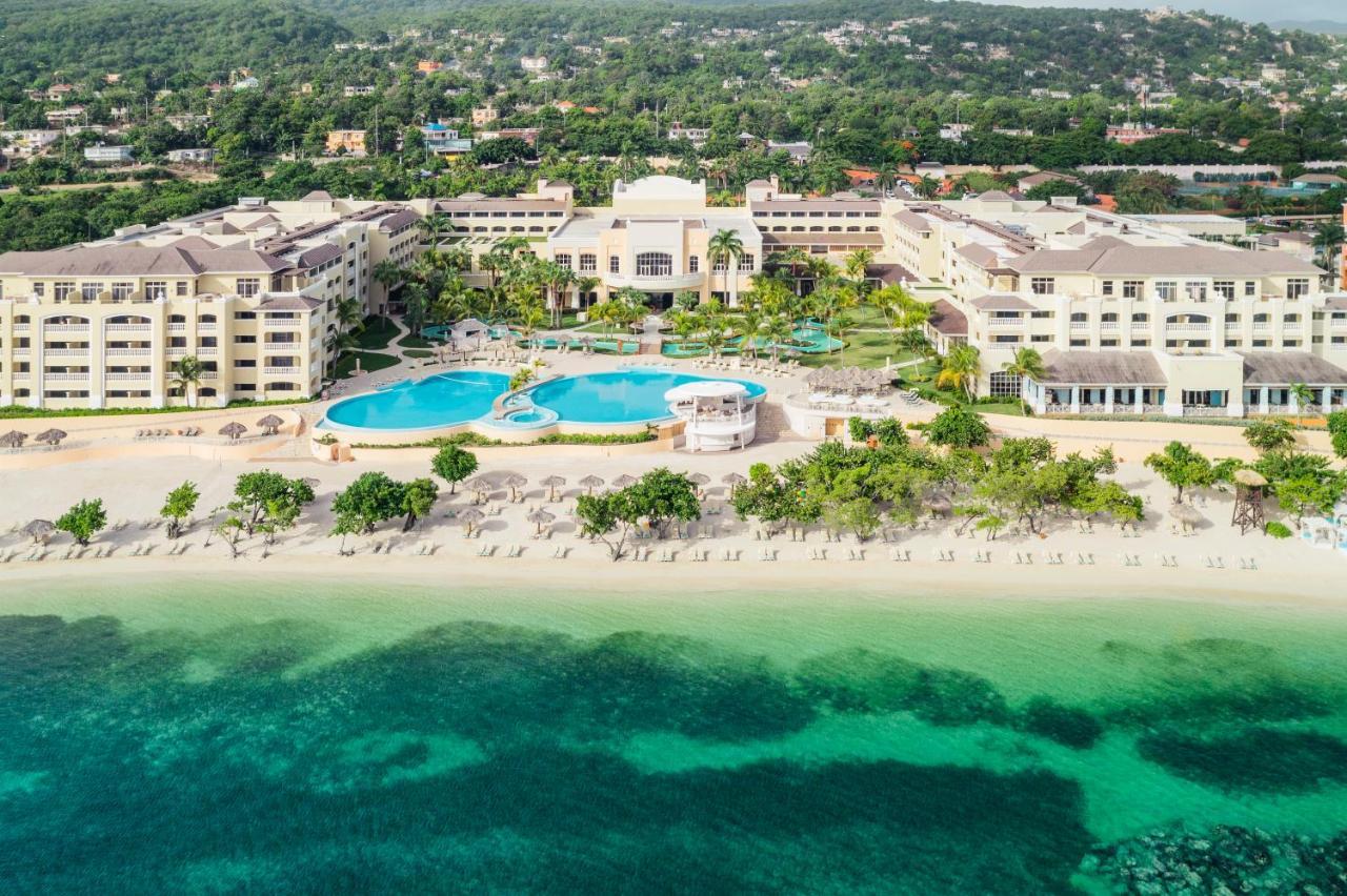 Iberostar Waves Rose Hall Resort 5*