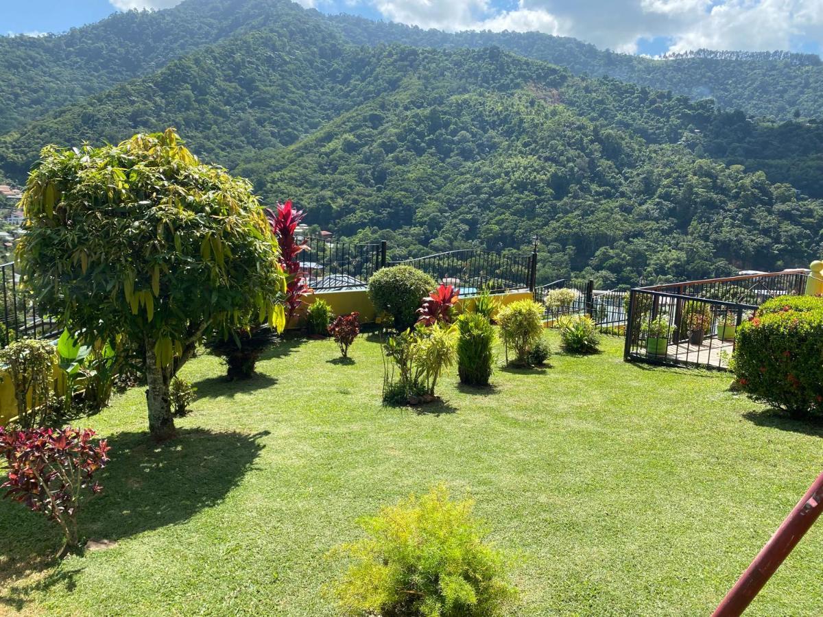 Mountain Palace Acomodação com café da manhã  Saint Joseph