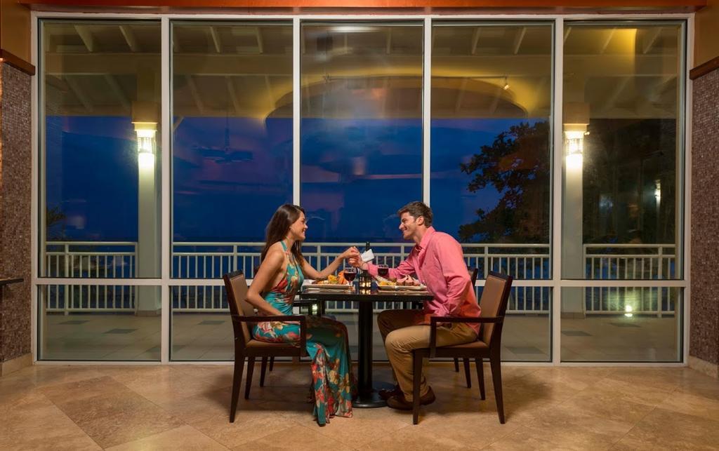 Divi Little Bay Resort 4*