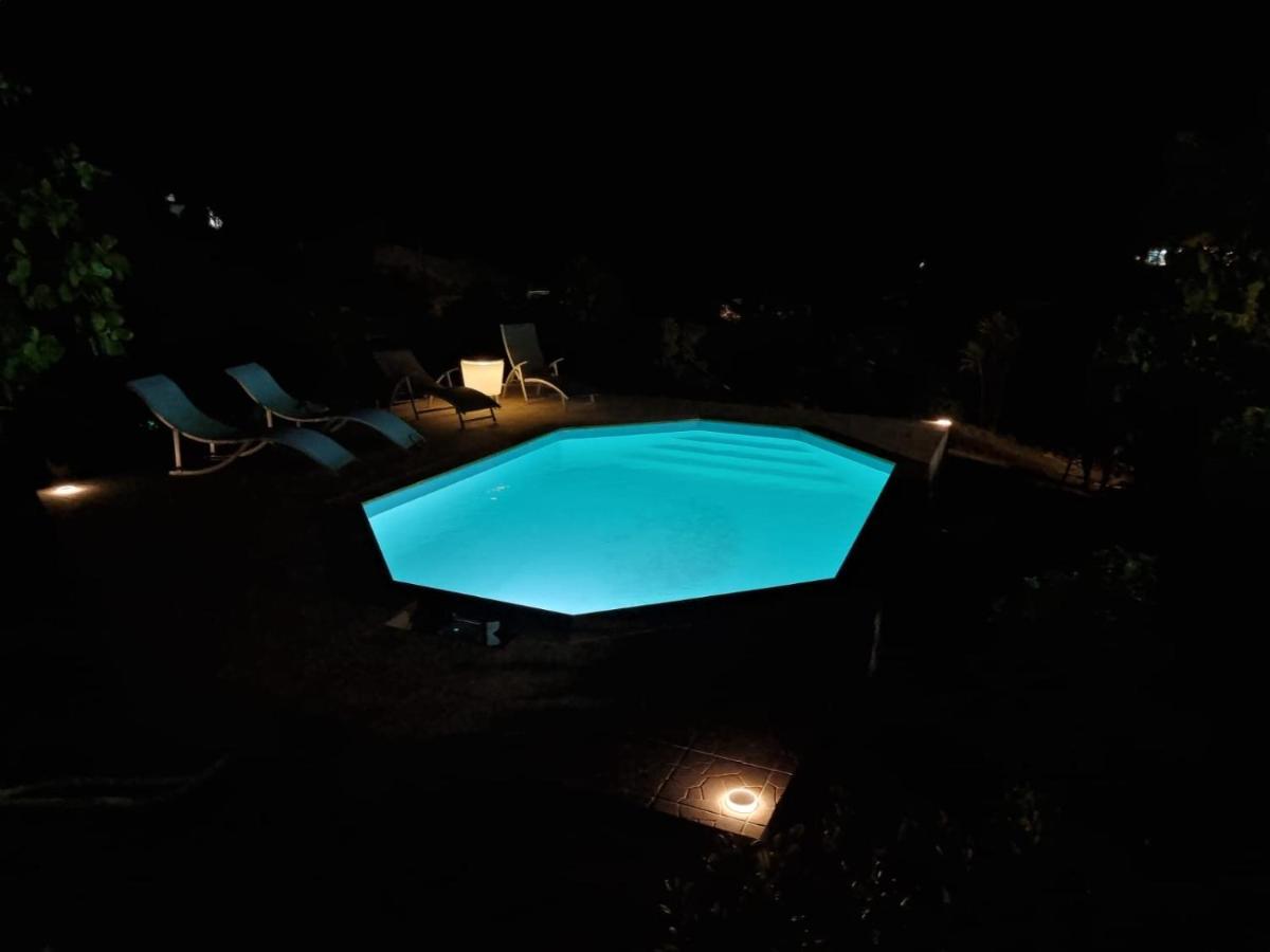 La Les Palmiers Simplicite Convivialite Holiday home *