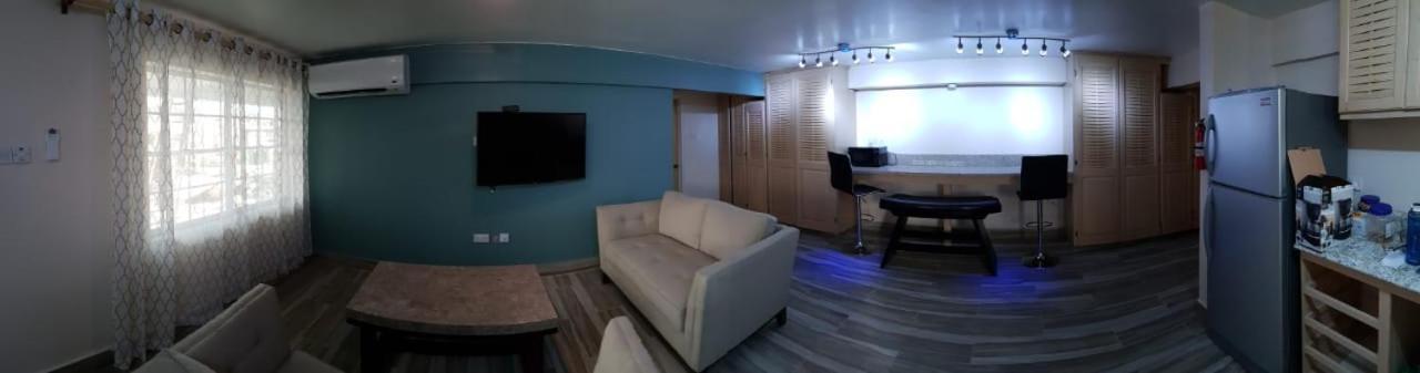 Apartment Cool Running