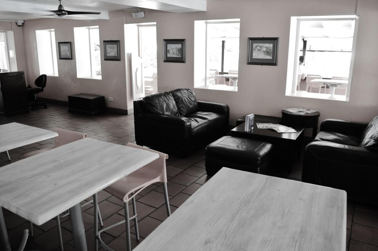 Mariners Hotel