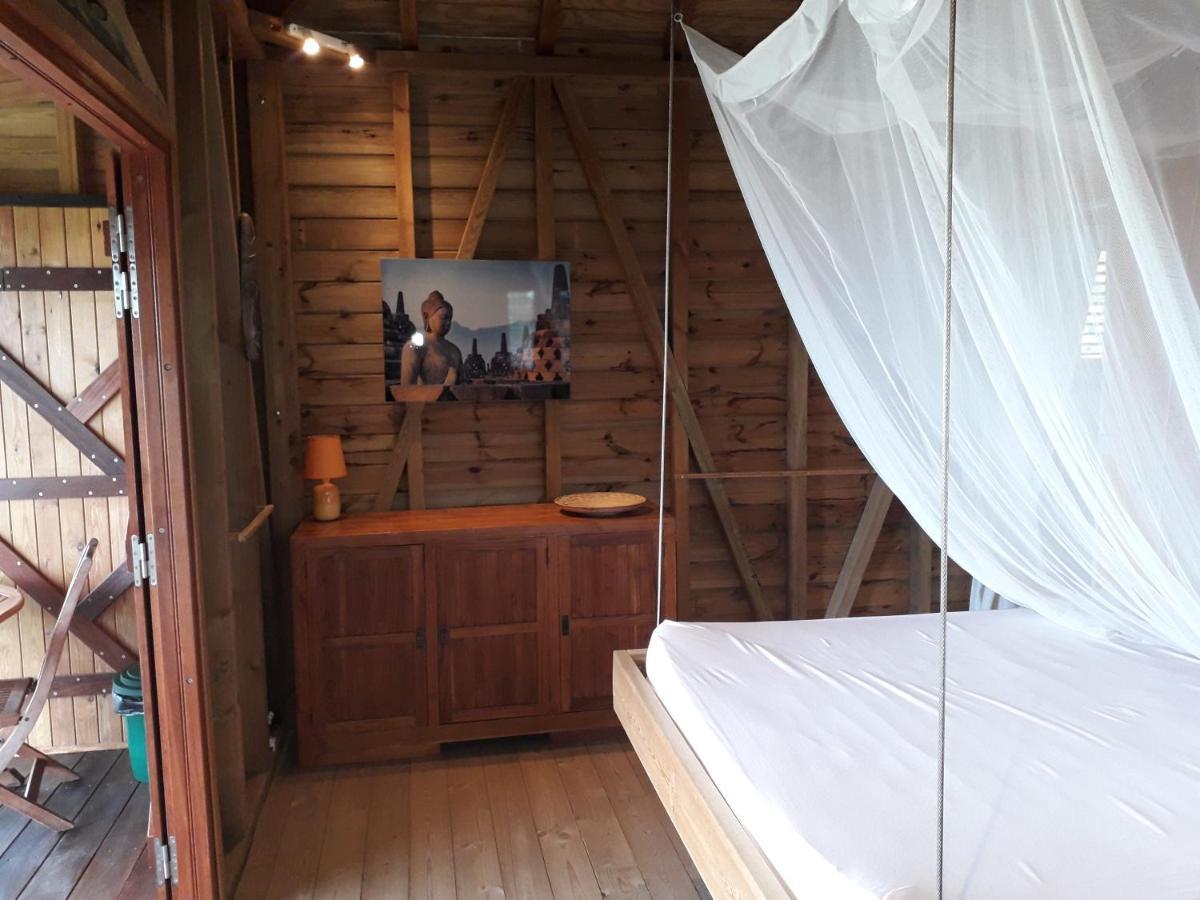 Ti Kaz Anoli En Bois Avec Vue Sur La Baie Holiday home *