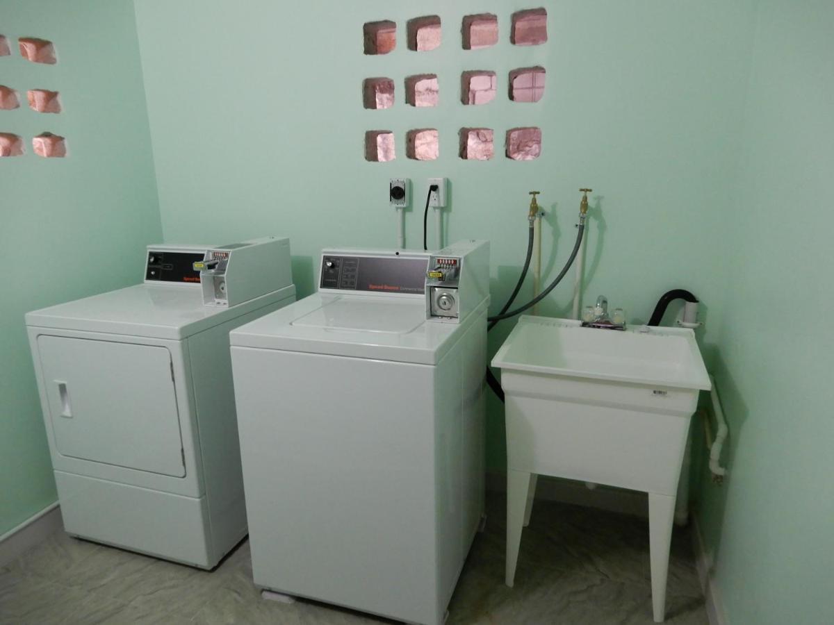 Oistins Bayview Apartment *