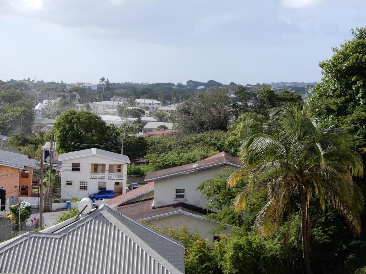 Oistins Bayview *