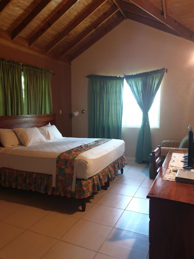 Palm Bay & Restaurant * Montego Bay