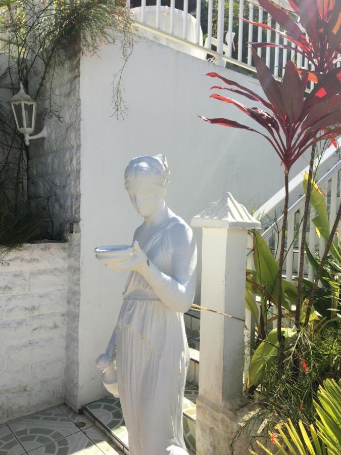 La Nicotoria Deshaies