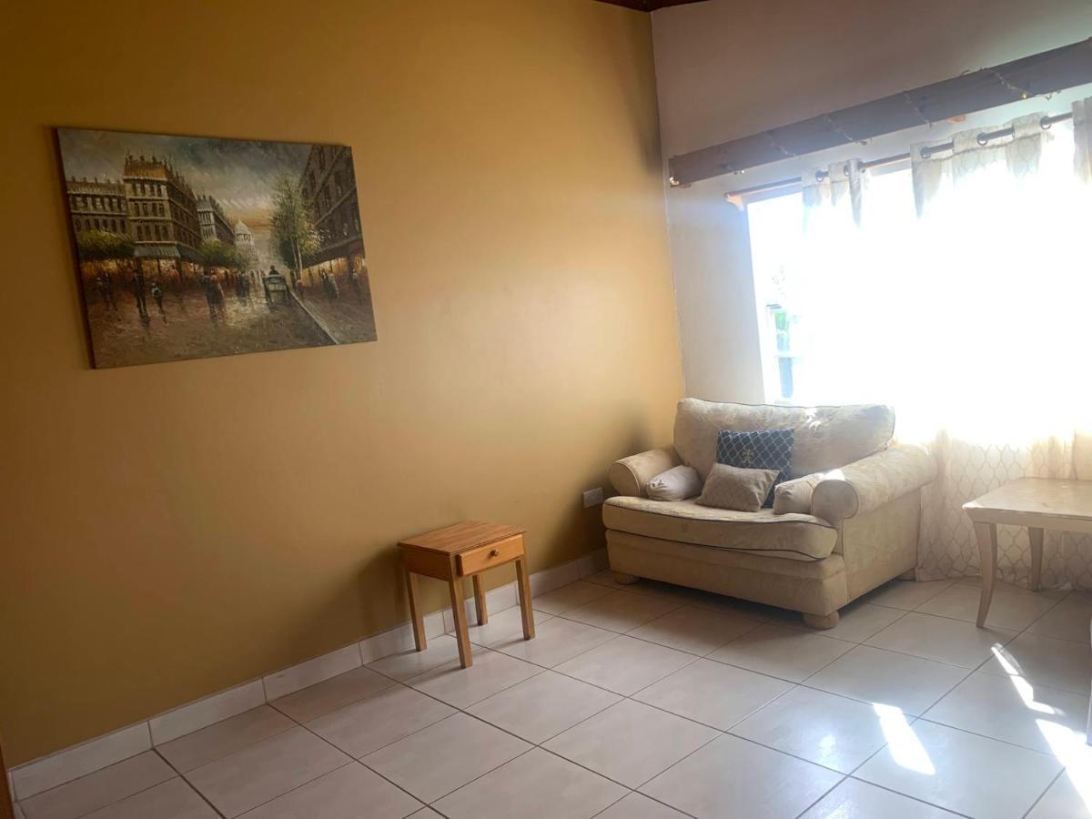Apartment Cool Running St. George's