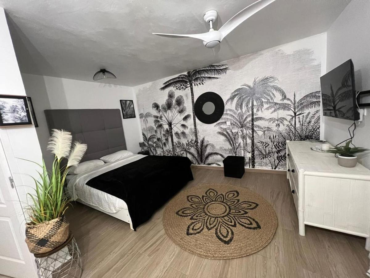Guest house Over The Hill La Savane