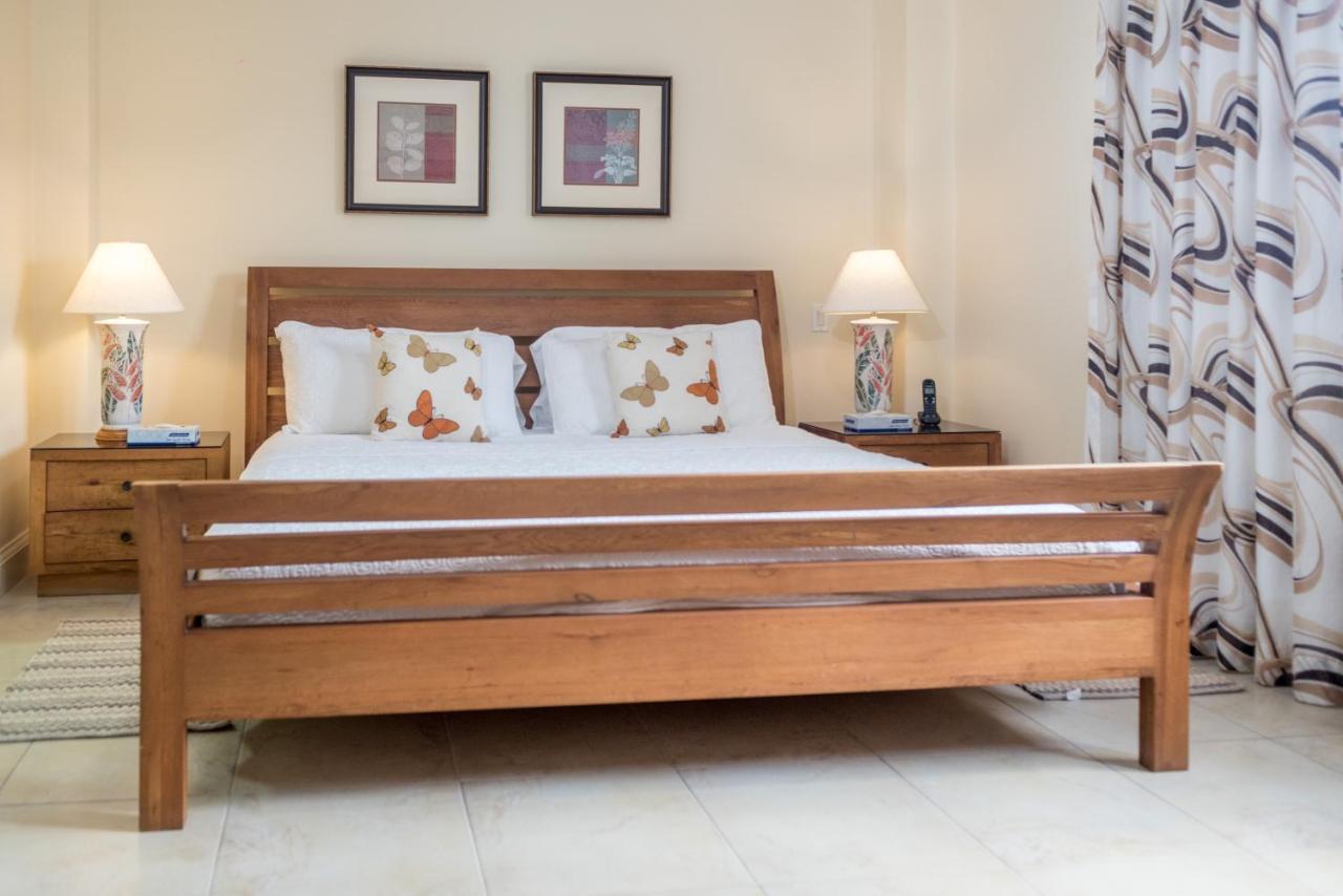 Aparthotel White Sands 4*