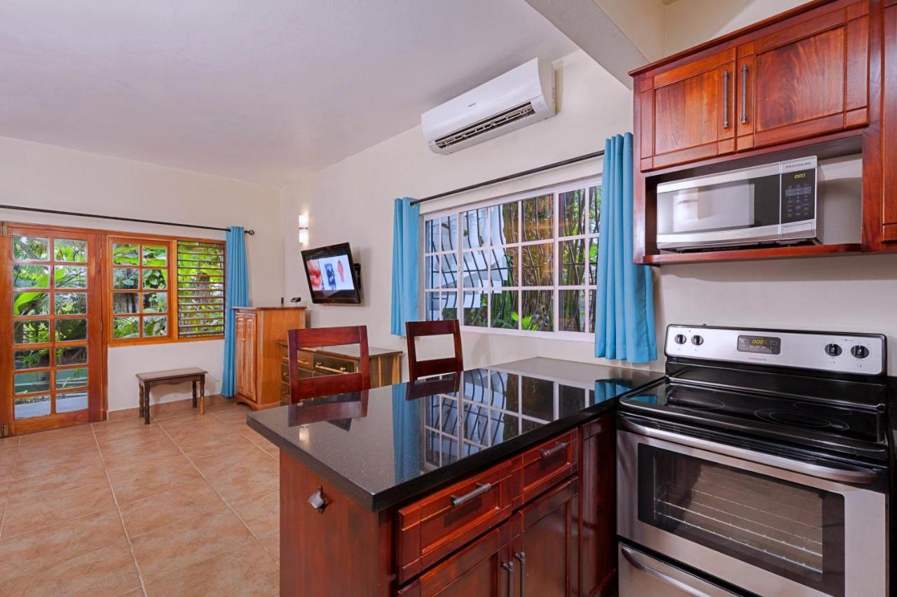 Beach House Condos,
