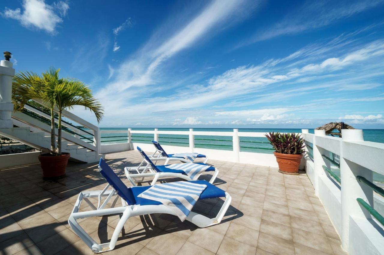 Hotel Beach House Condos, Negril
