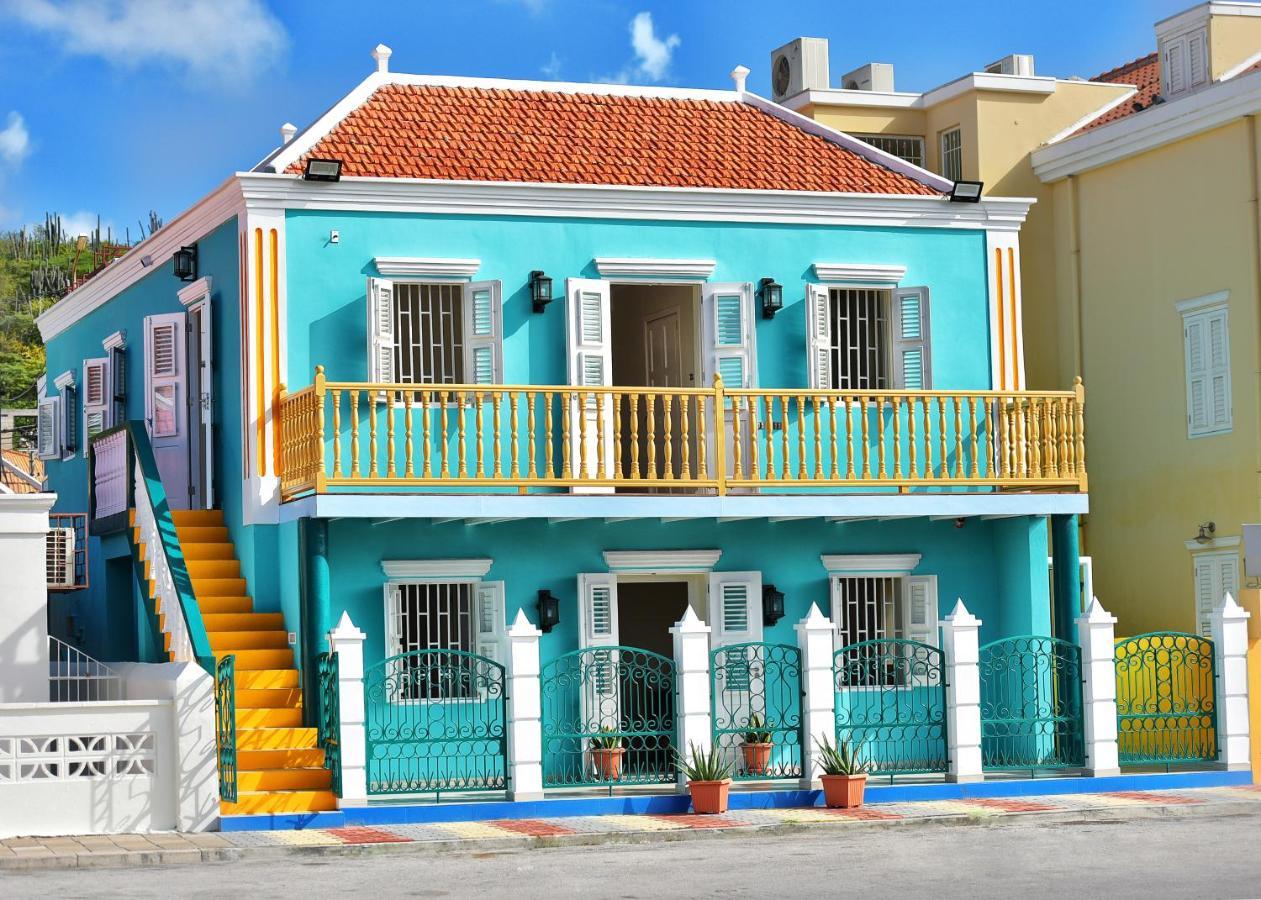 Bed & Breakfast Turquoise *