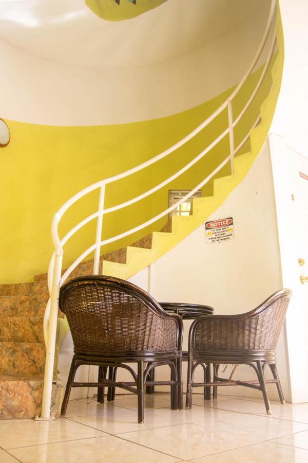 St. Bed & Breakfast Roseau