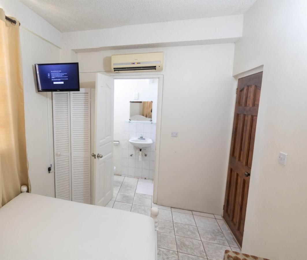 Bed & Breakfast St. Roseau