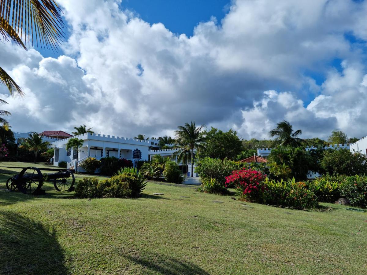 Castles In Paradise 3*