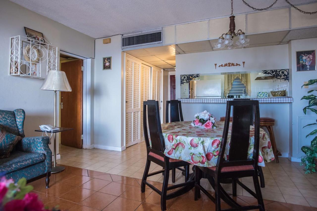 Aparthotel -montego Bay Club