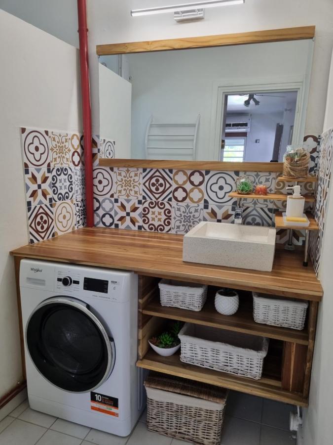 Ti' Paradis Apartment *