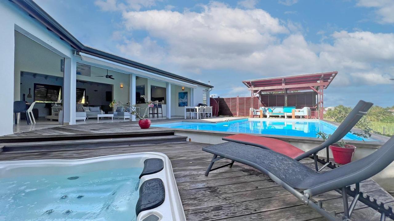 Villa Wood Chic