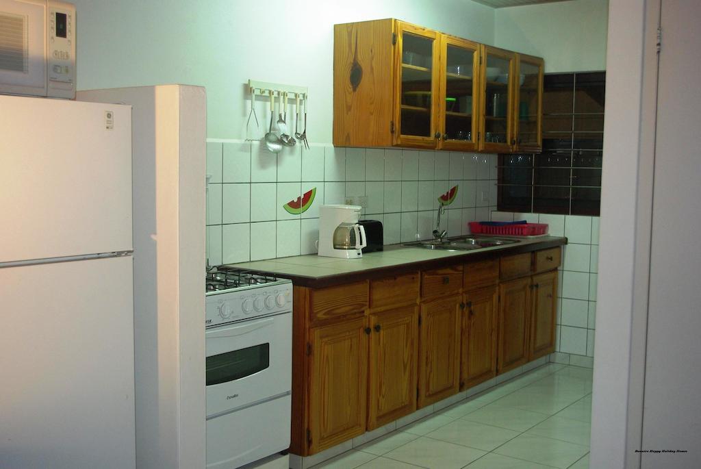 Happy Apartment