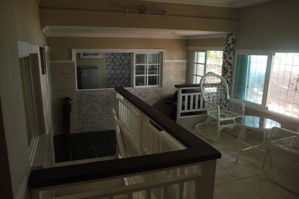 Village On The Hotel 3*