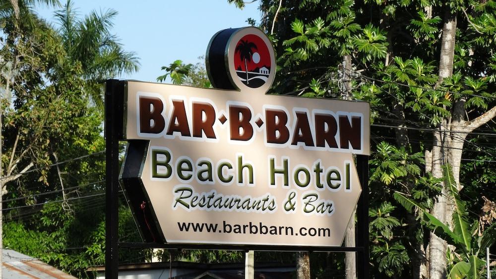 Bar-b-barn Beach Hotel 2*
