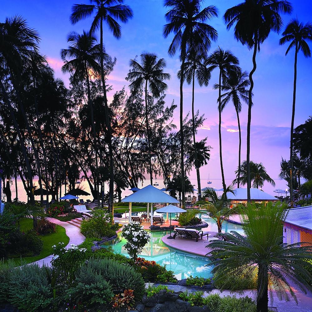 Colony Club By Elegant 4* Saint James