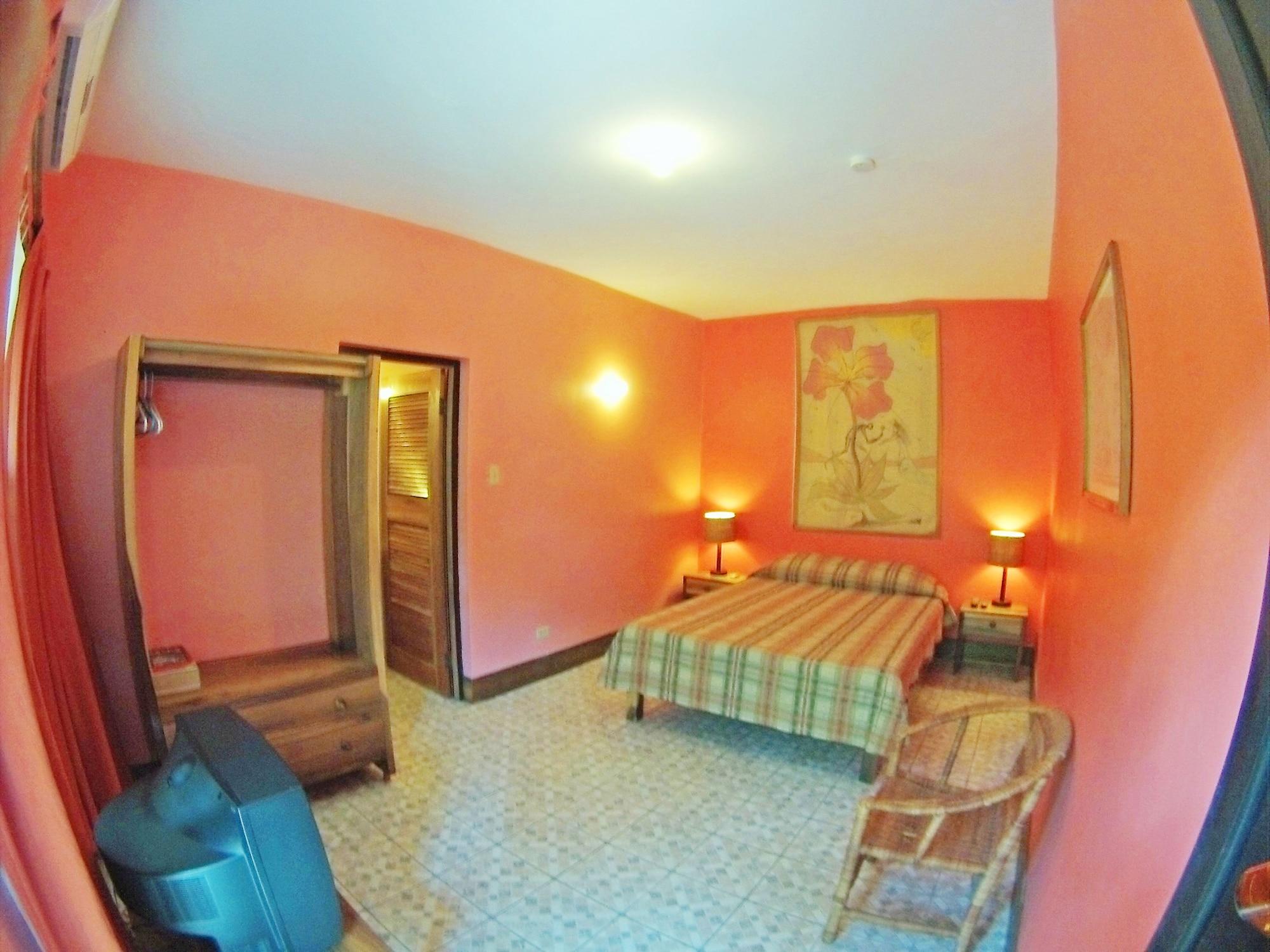 Sunrise Club Hotel Negril