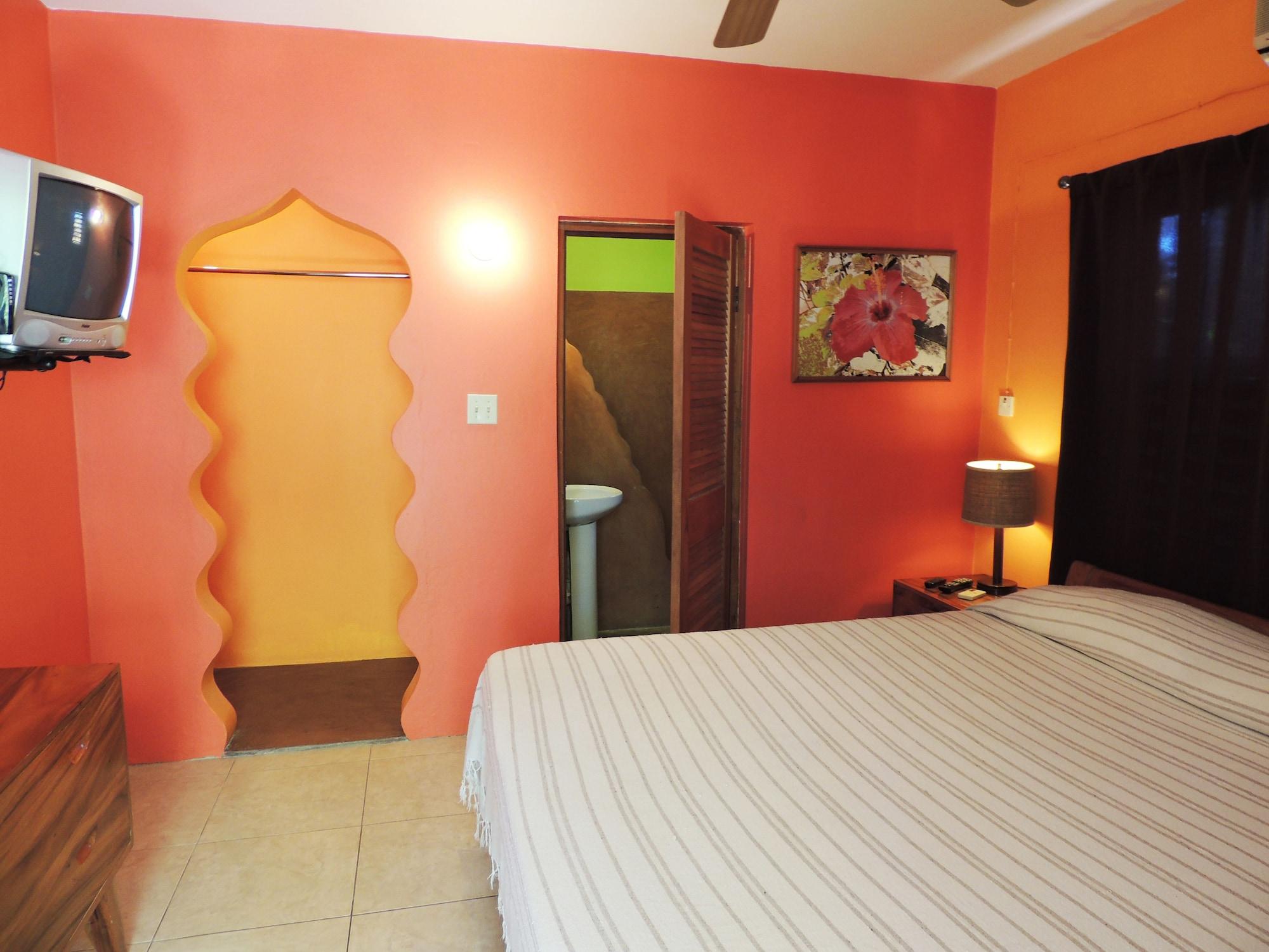 Sunrise Club Hotel