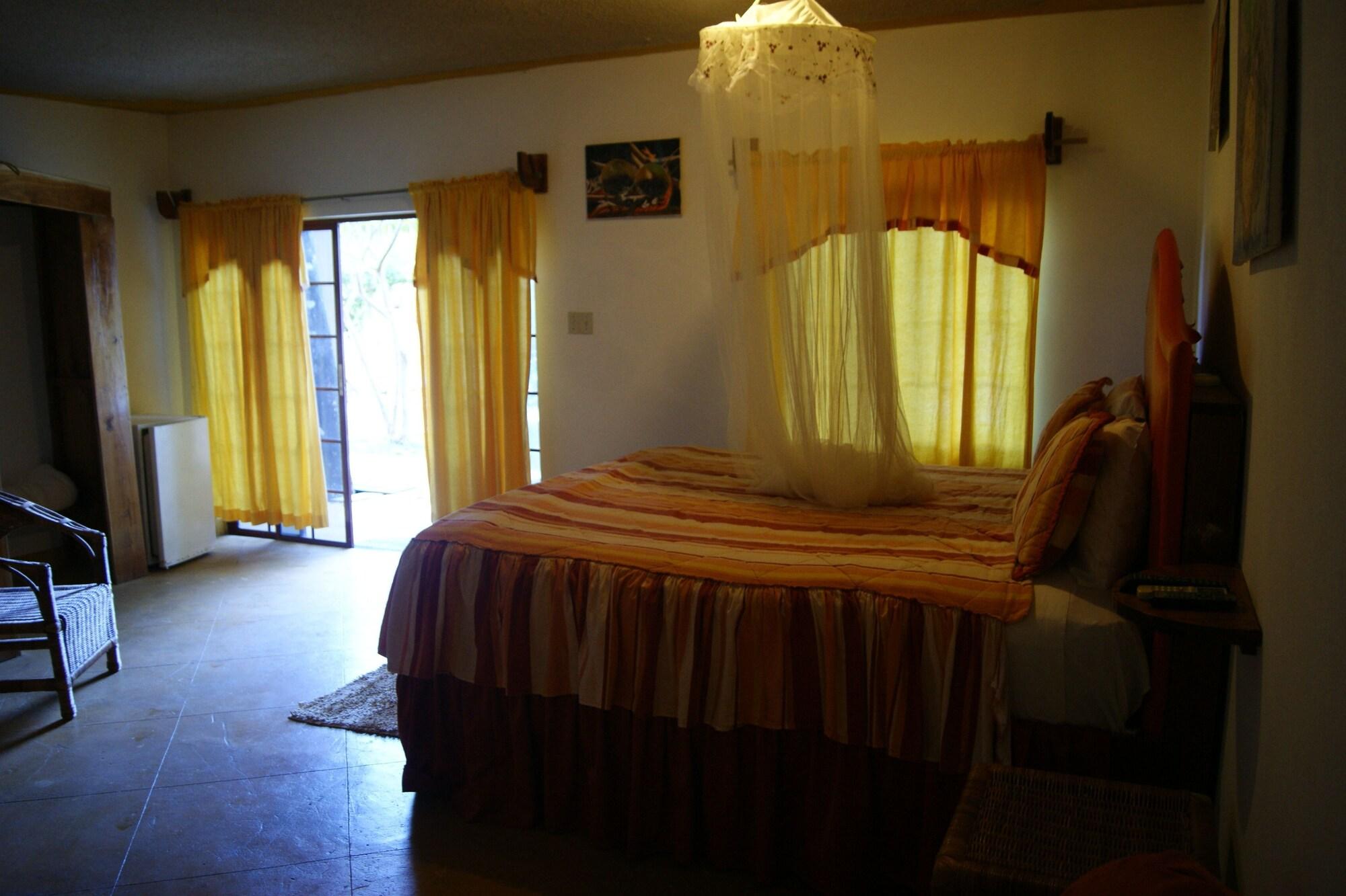 Hotel San San Tropez 3*