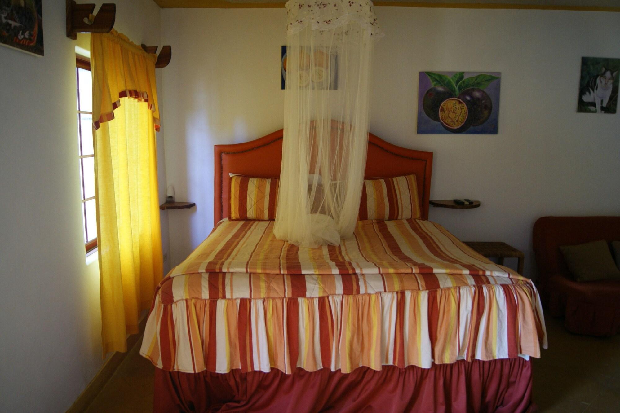 Hotel San San Tropez 3*