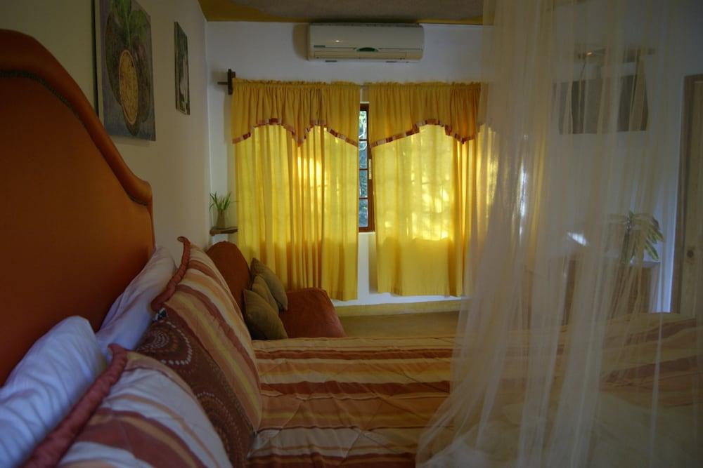 San San Tropez 3*