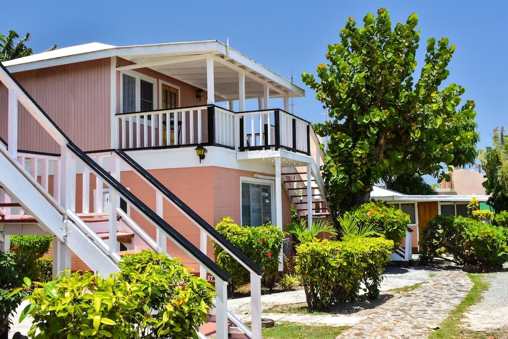 The Catamaran Hotel 3*