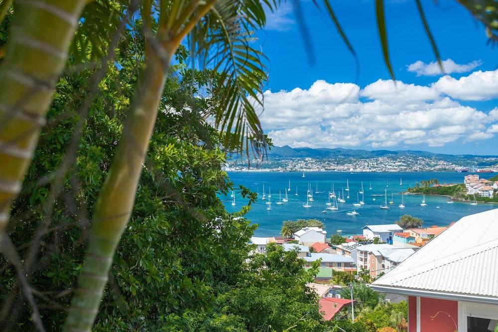 Hotel De La Baie - Anse Mitan 2*