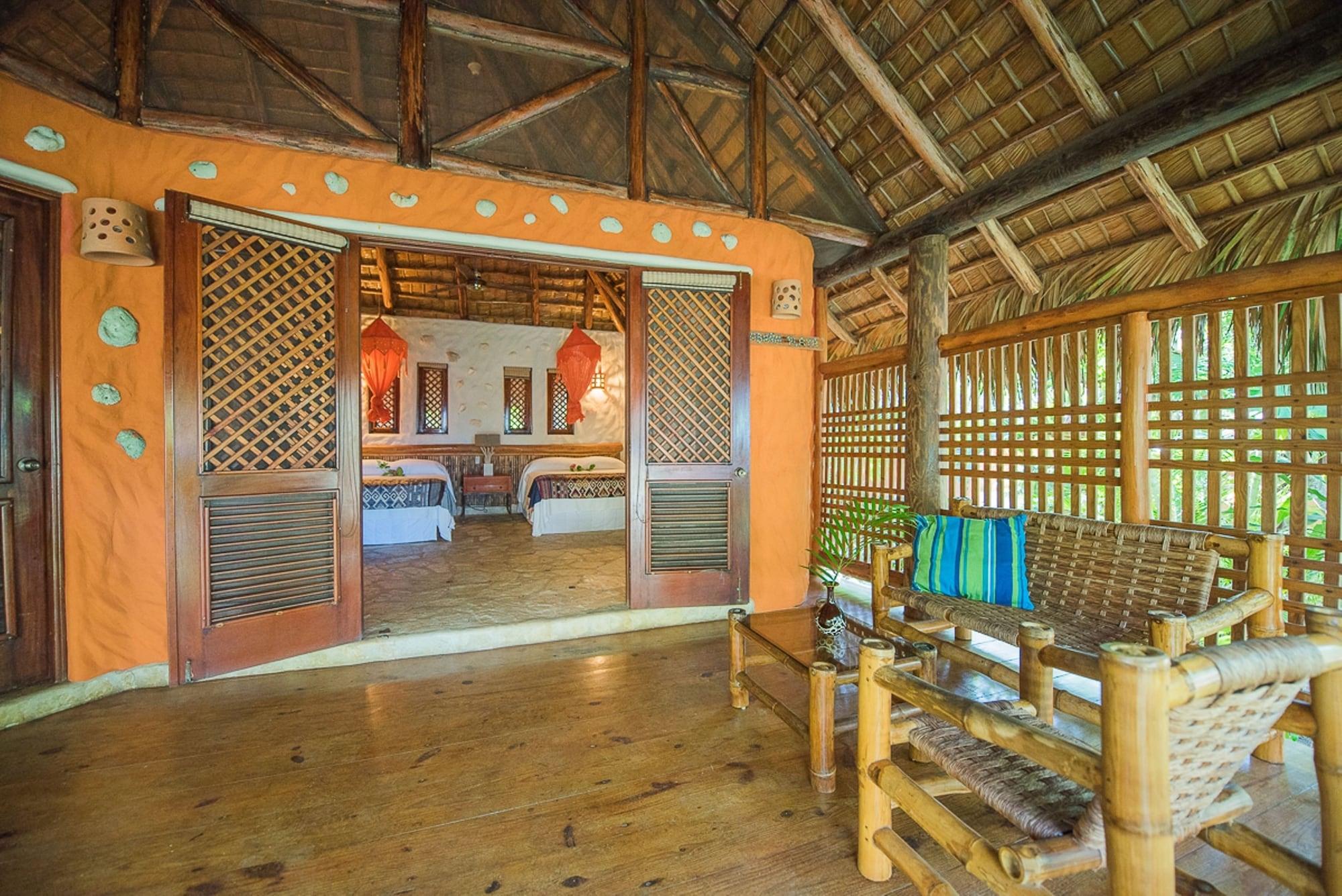 Natura Boutique & By Mint Hotel 3*