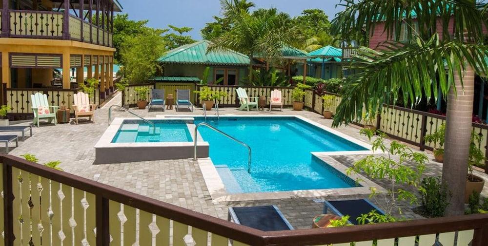 Country Country Hotel 3*