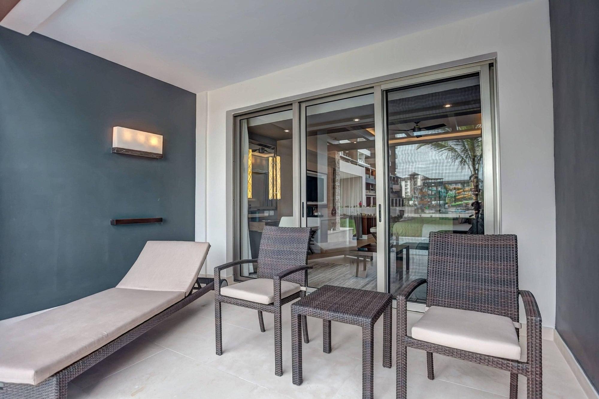 Resort Royalton Blue Waters Montego Bay, An Autograph Collection