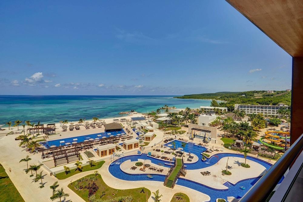 Resort Royalton Blue Waters Montego Bay, An Autograph Collection Falmouth