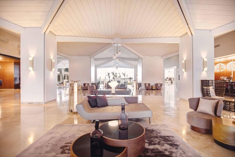 Royalton Blue Waters Montego Bay, An Autograph Collection 5*