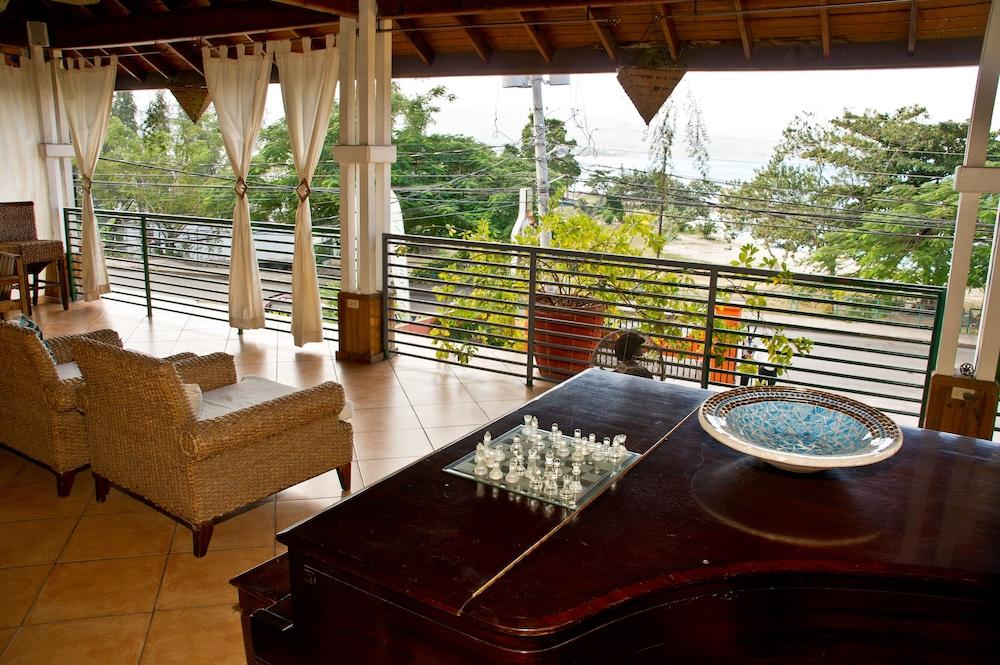 Hotel Altamont West Montego Bay