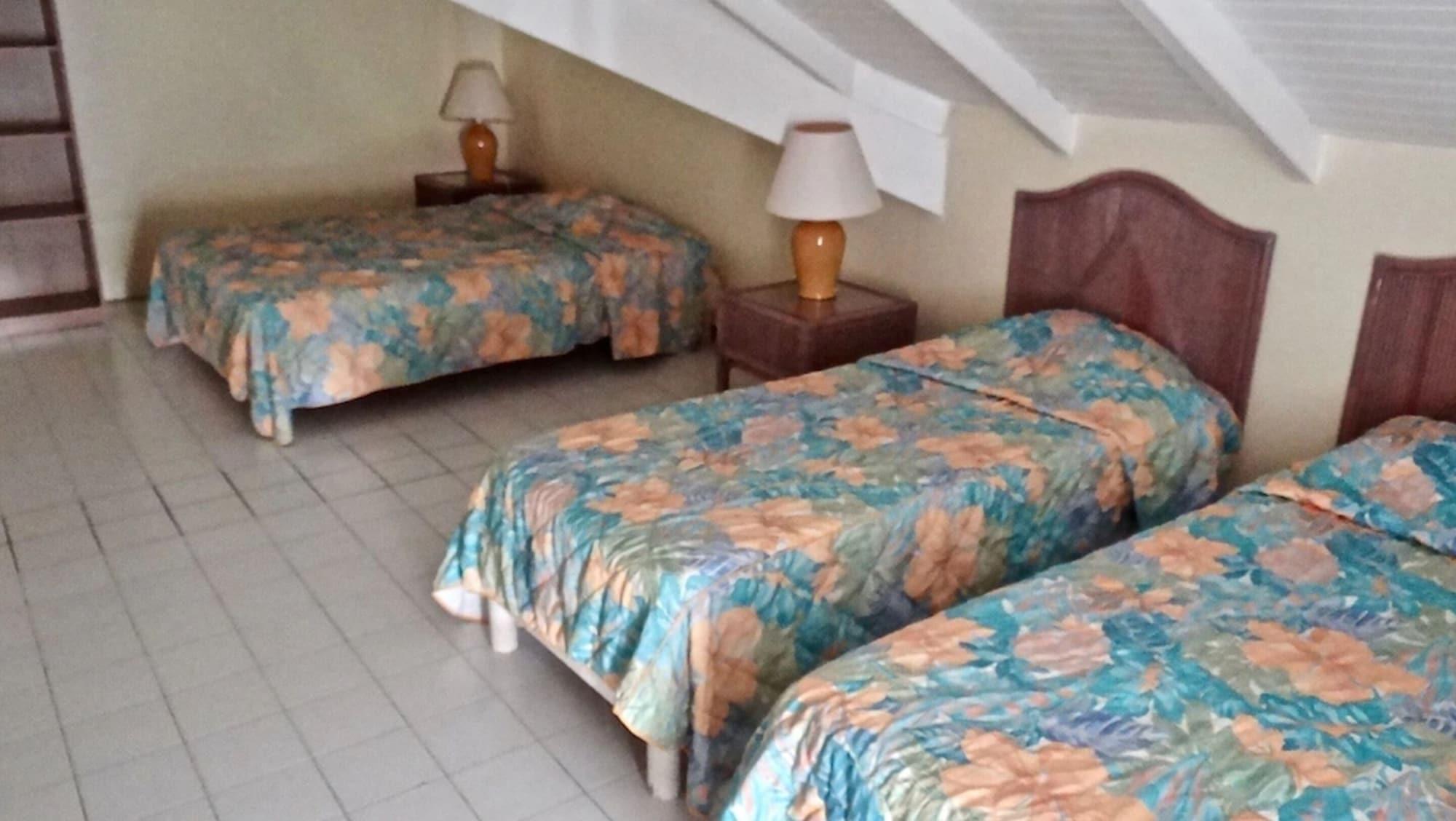 Le Vallon Guadeloupe Parc Piscine & & Services Hoteliers A La Carte 2*