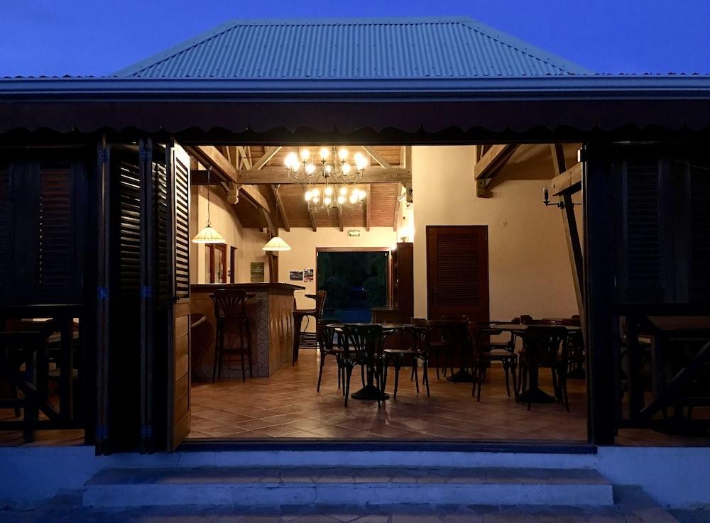 Hotel Le Vallon Guadeloupe Parc Piscine & & Services Hoteliers A La Carte 2*